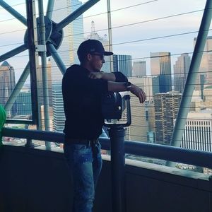 Meet your Posher, Joshua